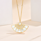Fan / Necklace Gold