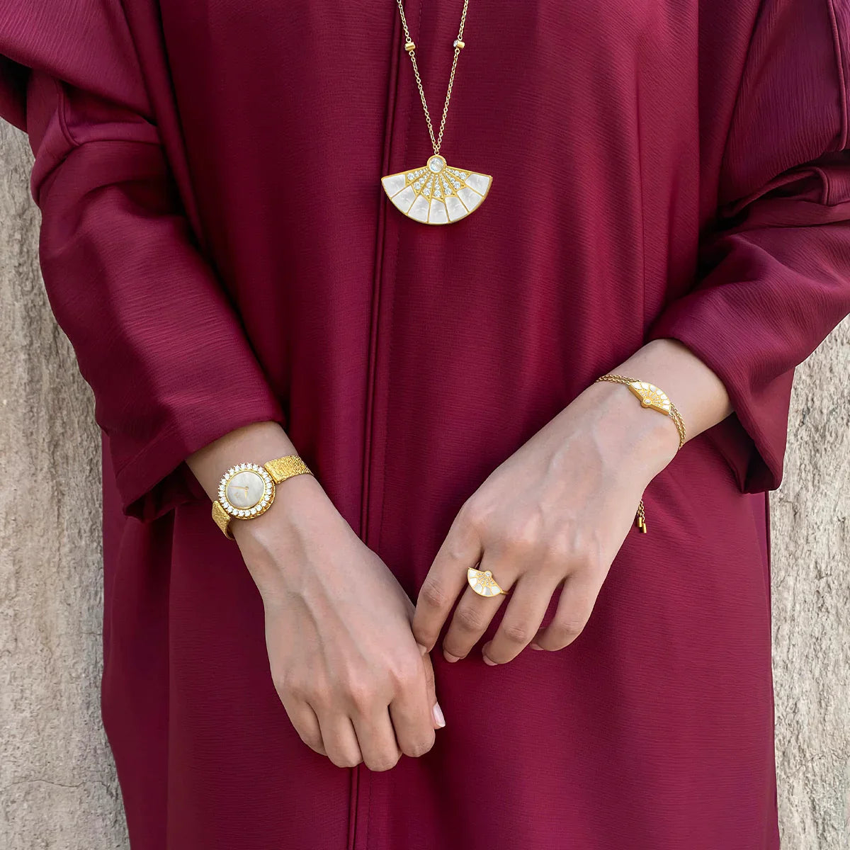 Fan / Ring Gold