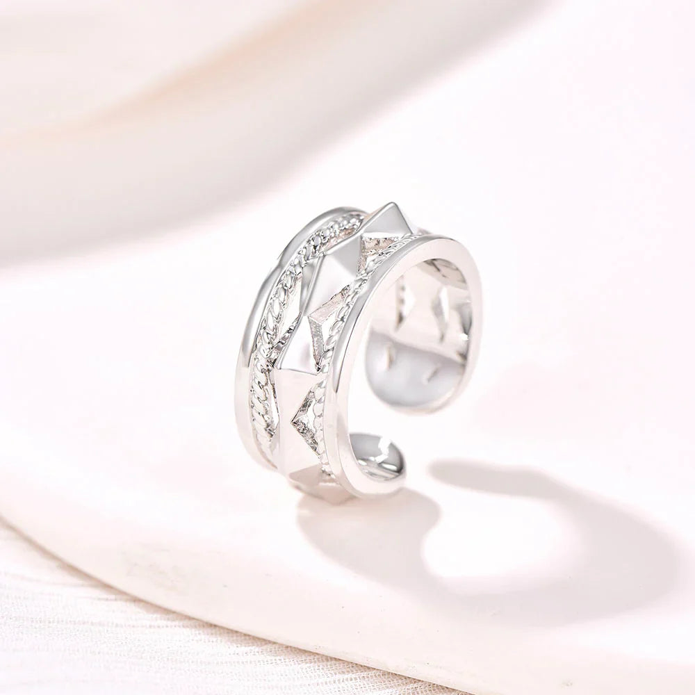 Anaqa / Ring Silver