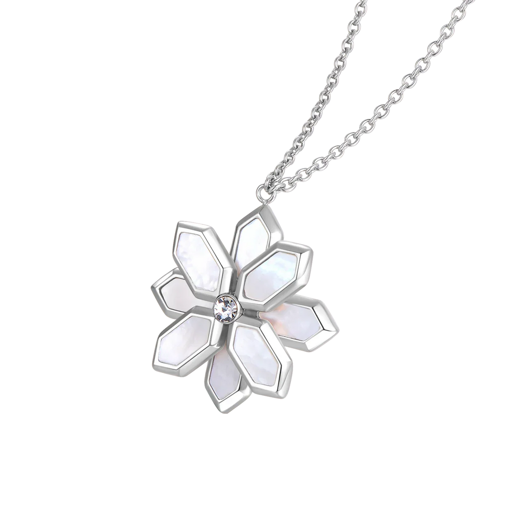 Lotus / Necklace Pearl Silver
