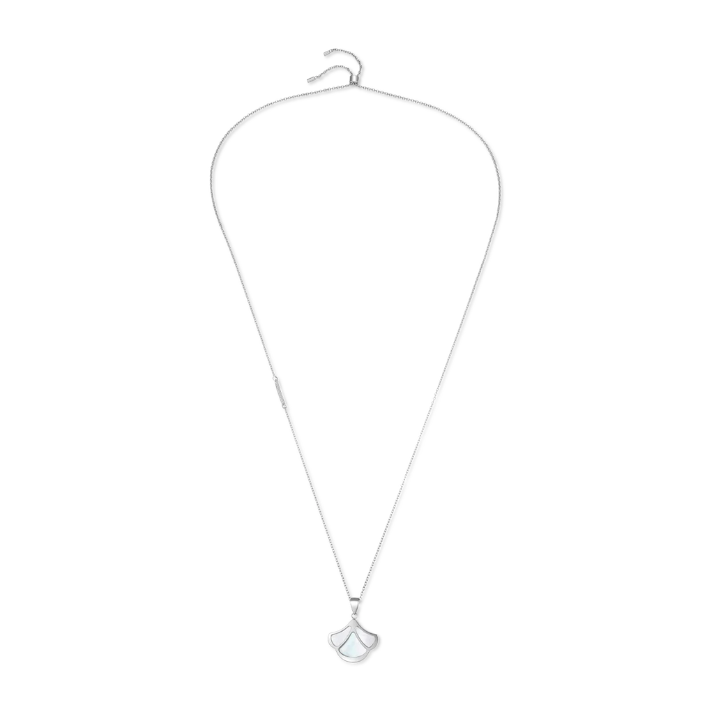 Tulip / Necklace Pearl Silver