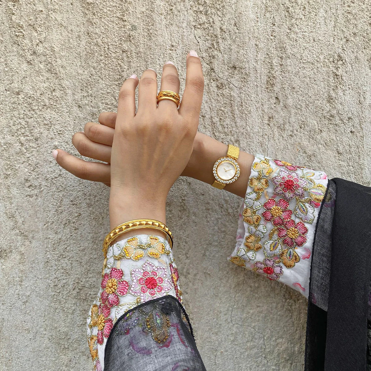 Anaqa / Bangle Gold