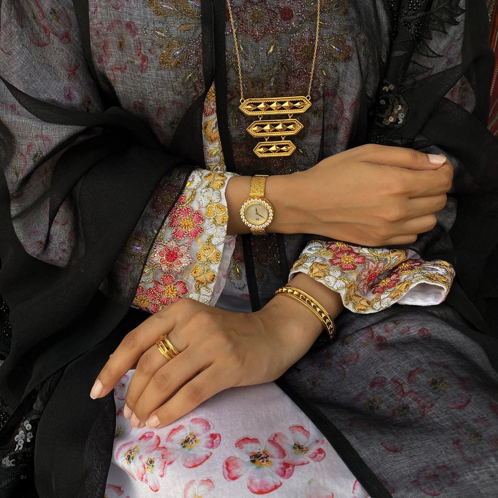 Anaqa / Ring Gold