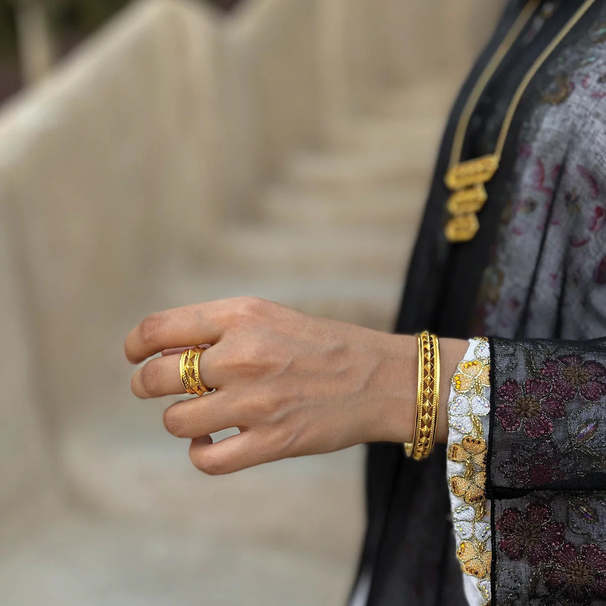 Anaqa / Bangle Gold