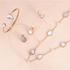 Drop / Necklace Pearl Rose Gold